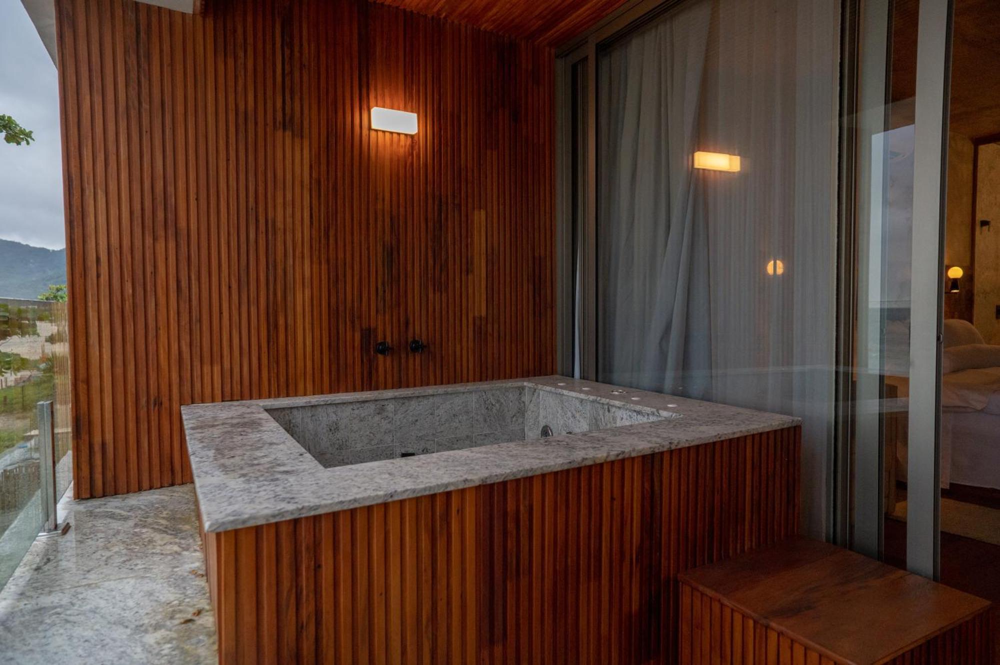 Duke Beach Hotel Maresias Buitenkant foto